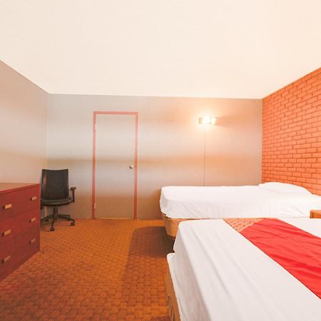 Town & Country Motel Bossier City By Oyo 外观 照片